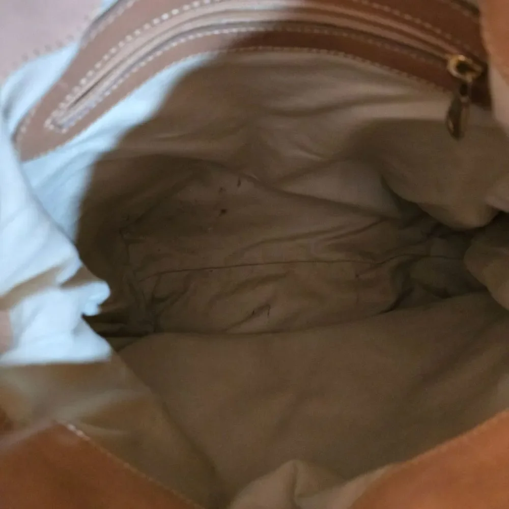 Chloe Kerala Leather Tote Bag - Picture 6 of 10